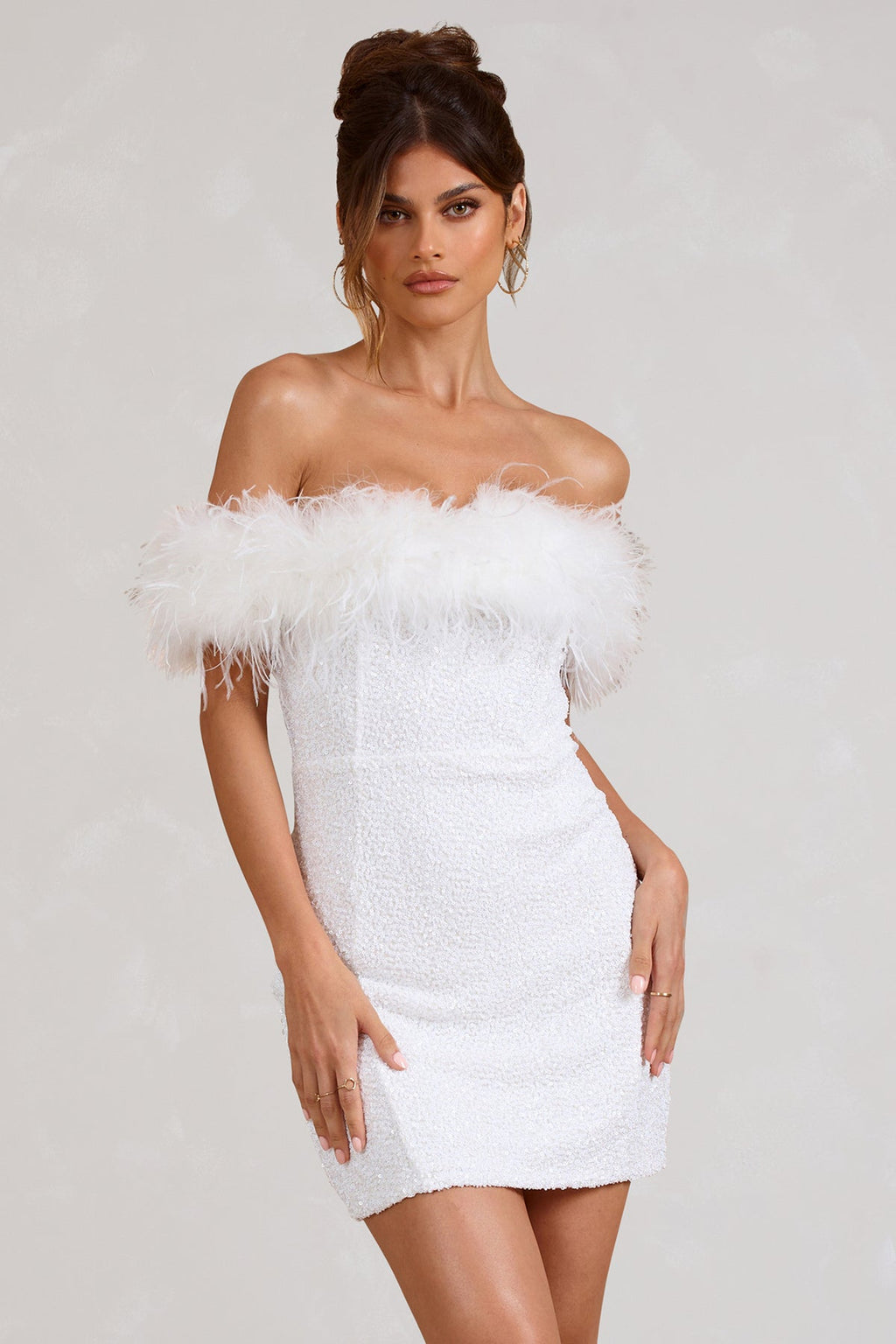 Varel | Abito con paillettes e piume