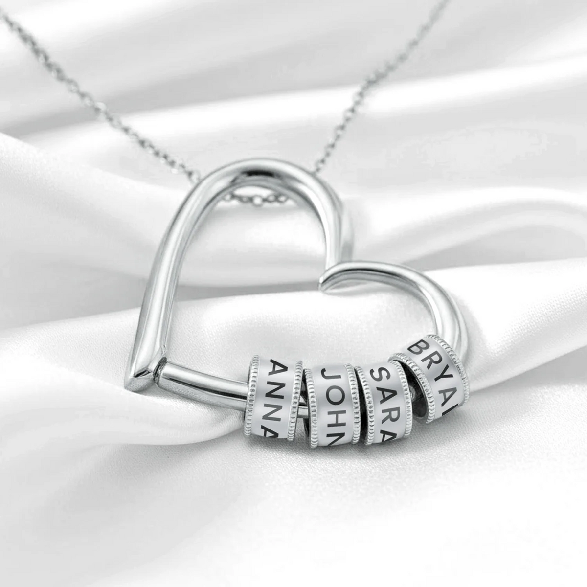 Collana Incisa "Cuore della Famiglia"