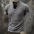essence | T-shirt Vintage con scollo a V